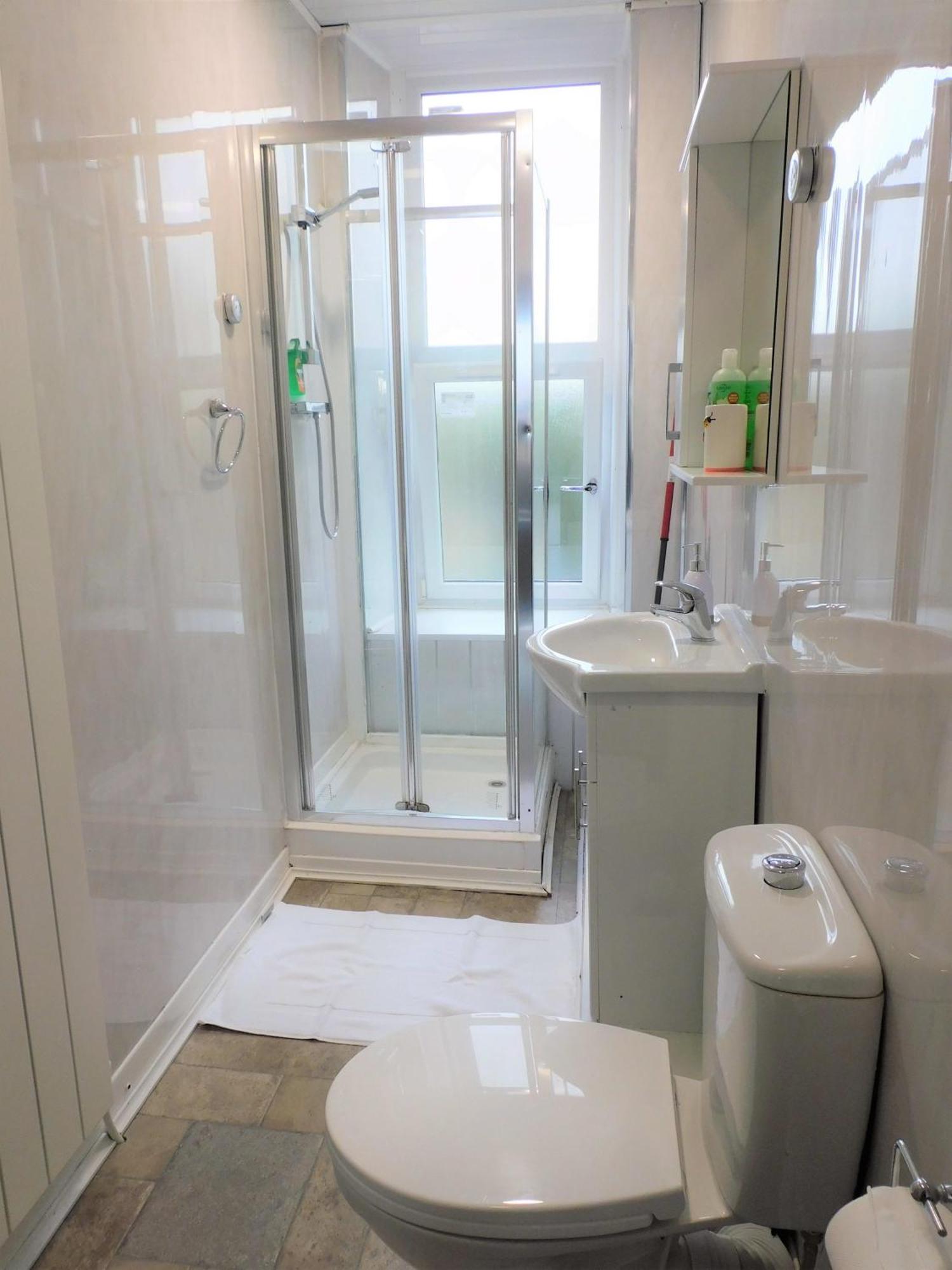 Apartment Comfortable 4 Bed In Next To Station Paisley